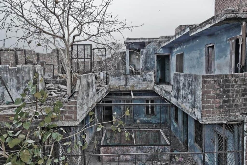 GK 1 - W3: Haunted House in Delhi
