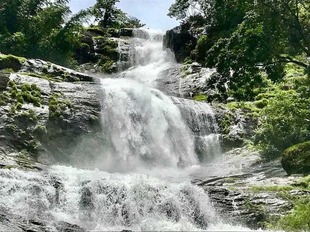 Kuthumkal Waterfalls: 28km From Munnar