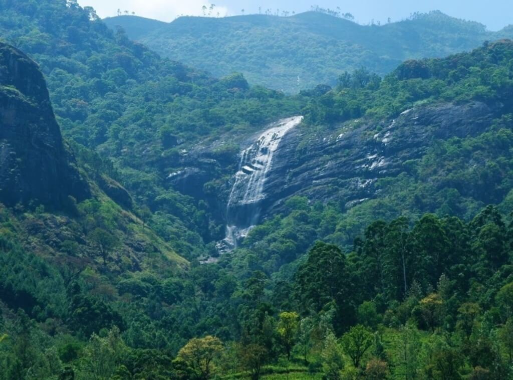 Nyayamakad Waterfall, Munnar